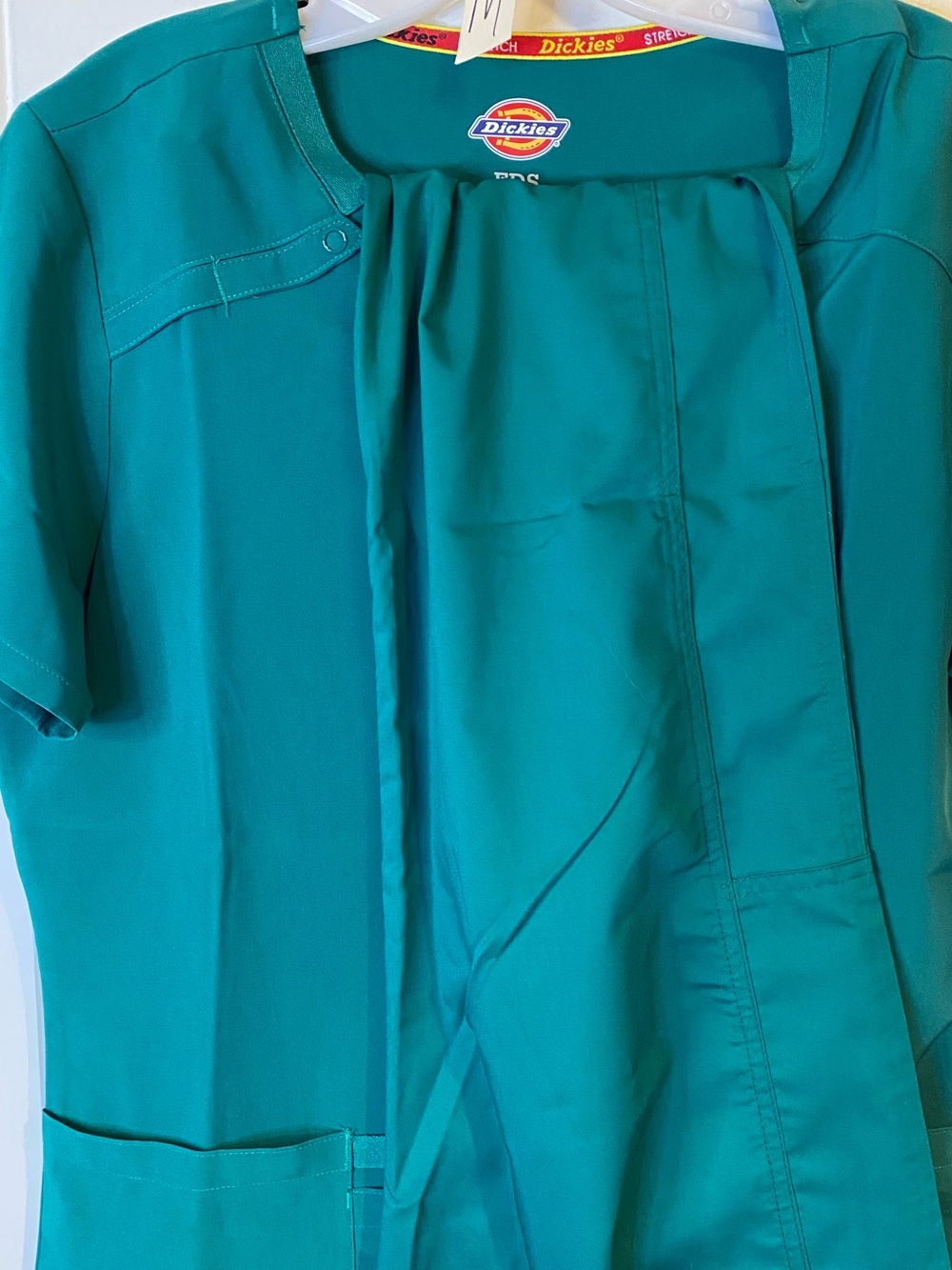 Dickies & Cherokee Hunter Green Scrub Top and Scrub Pant for @tropicalbreezen - Picture 9 of 9
